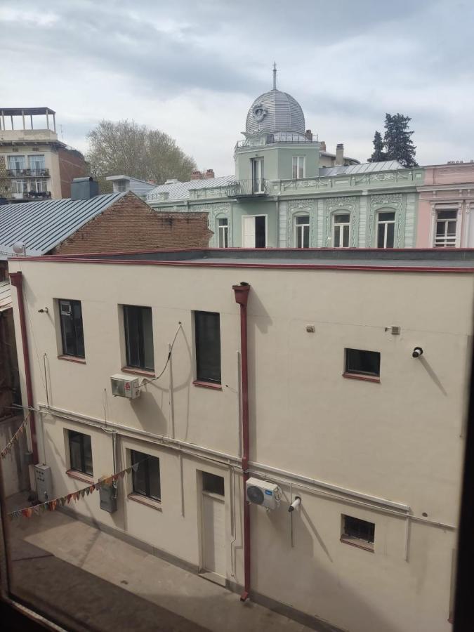 Ahmashenebeliapart Tbilisi Bagian luar foto